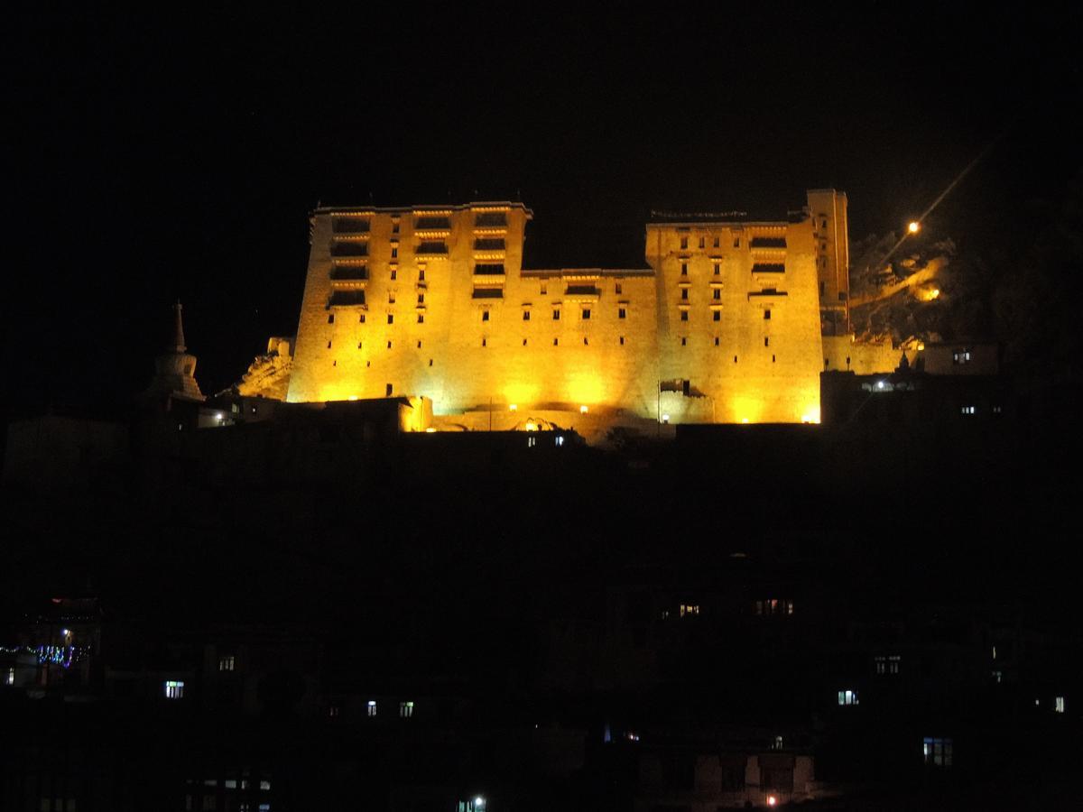 Babu Guest House Leh Exterior photo